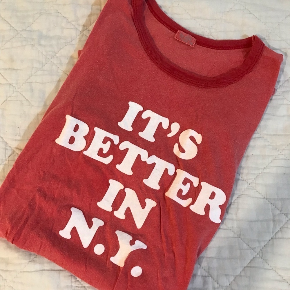 🗽 Brandy Melville Better In New York Tee